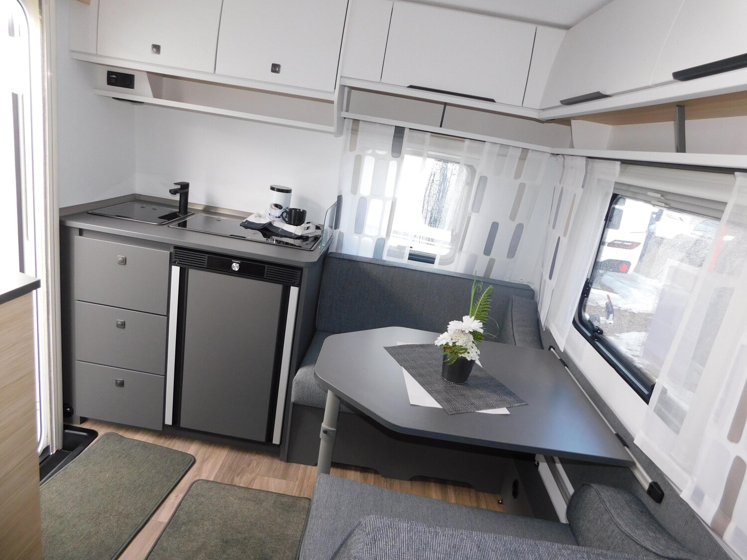 Fendt Apero Activ 390 FH 45L Tank, TV-Halter, 1700Kg - Bild 17