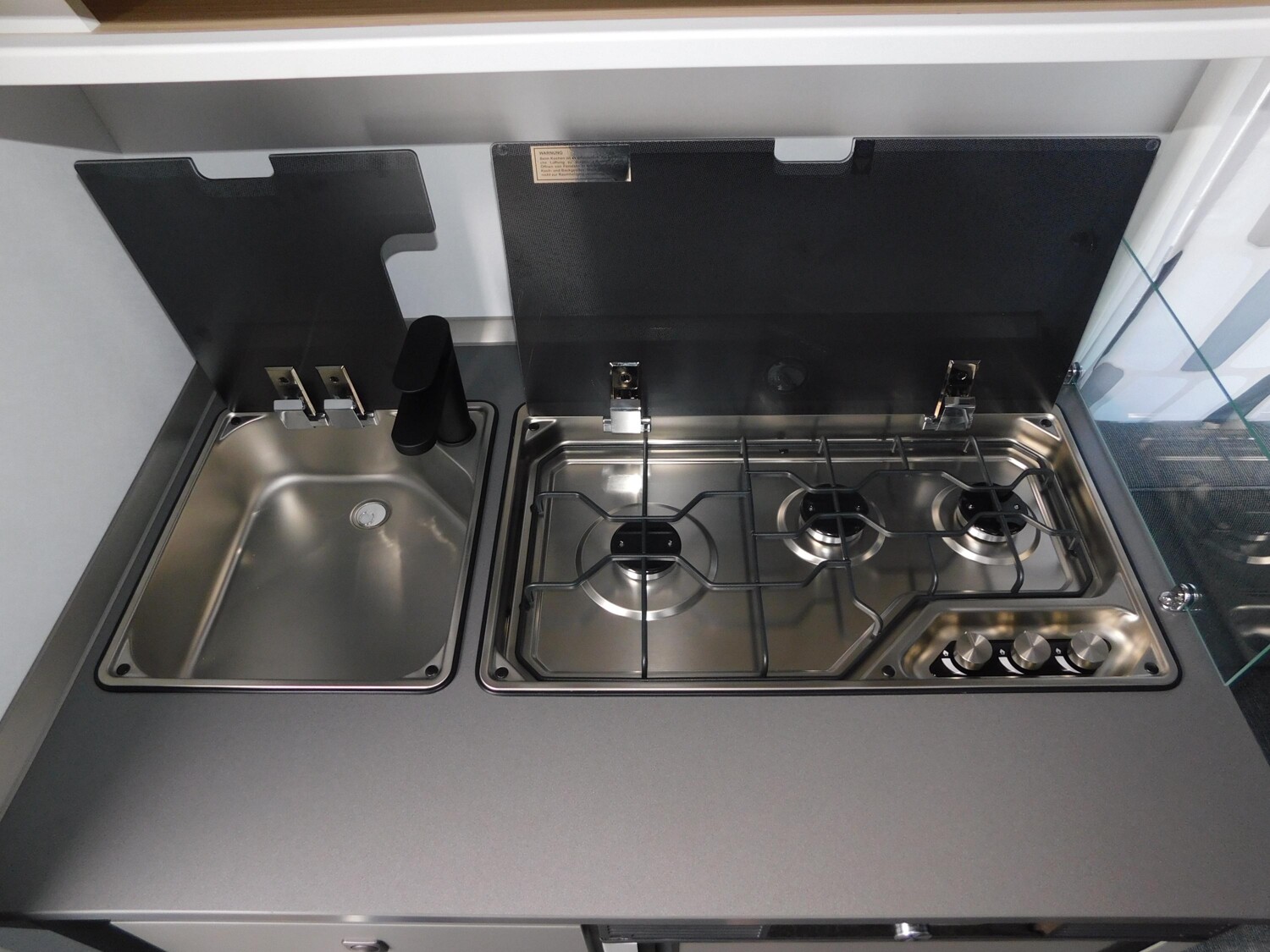 Fendt Apero Activ 390 FH 45L Tank, TV-Halter, 1700Kg - Bild 18