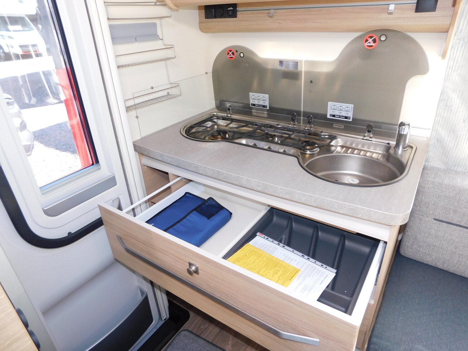 Fendt Bianco Activ 390 FHS Mover, Vorzelt, DuoControl - Bild 13