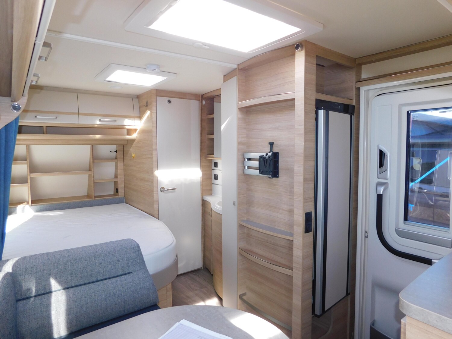 Fendt Bianco Activ 390 FHS Mover, Vorzelt, DuoControl - Bild 8