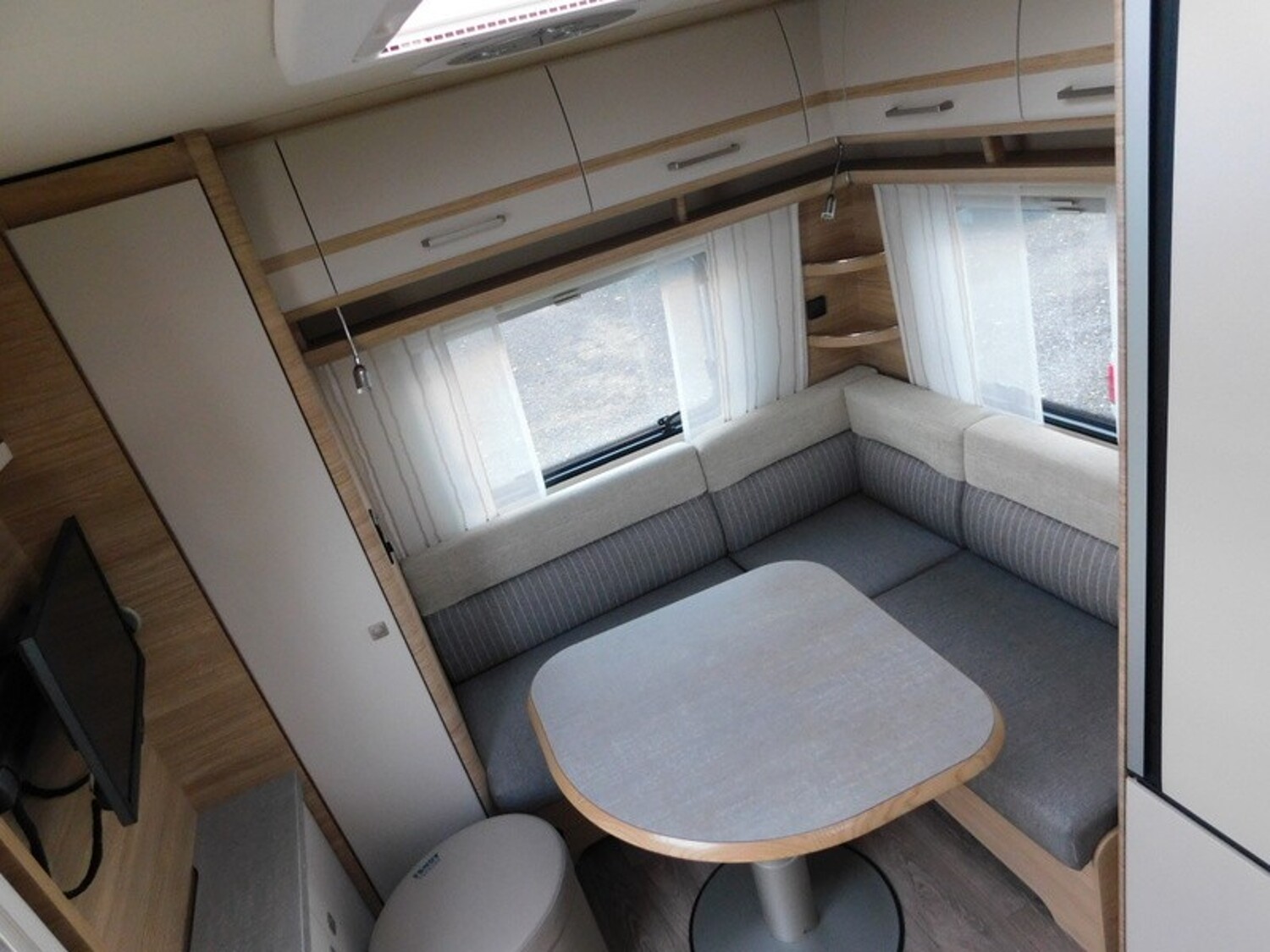 Fendt Bianco Activ 465 SGE Vorzelt, SAT+TV, 1800 kg, - Fendt Caravan 2022 - Bild 7 Fendt Bianco Activ 465 SGE Vorzelt, SAT+TV, 1800 kg, - Bild 7