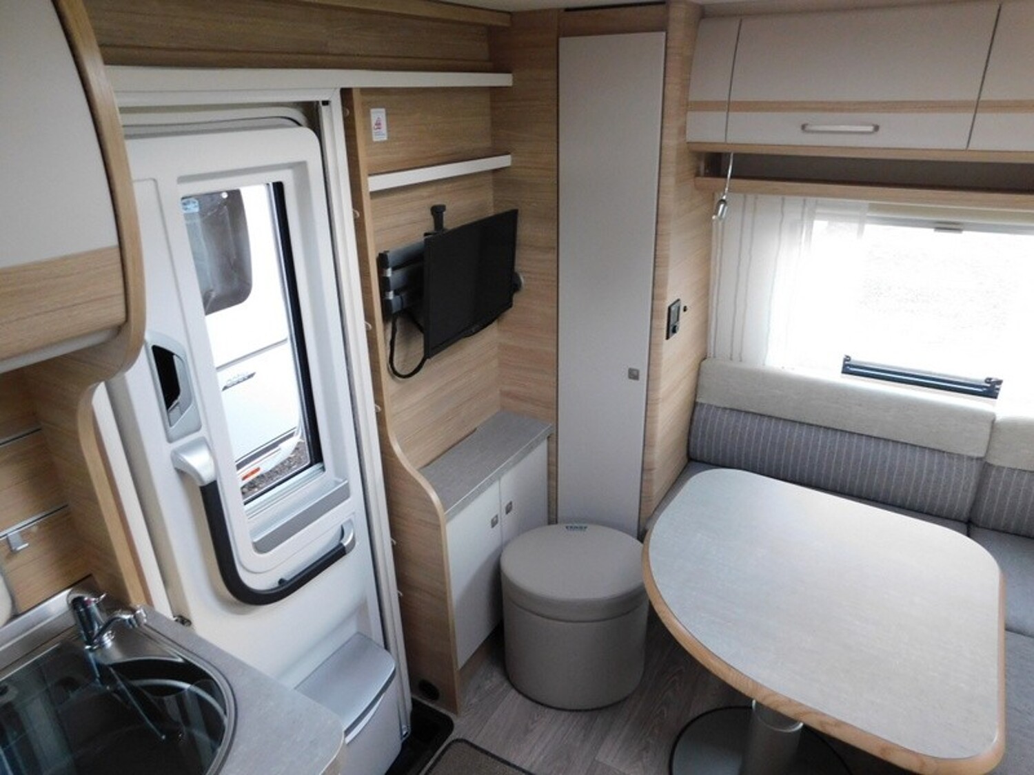 Fendt Bianco Activ 465 SGE Vorzelt, SAT+TV, 1800 kg, - Fendt Caravan 2022 - Bild 8 Fendt Bianco Activ 465 SGE Vorzelt, SAT+TV, 1800 kg, - Bild 8