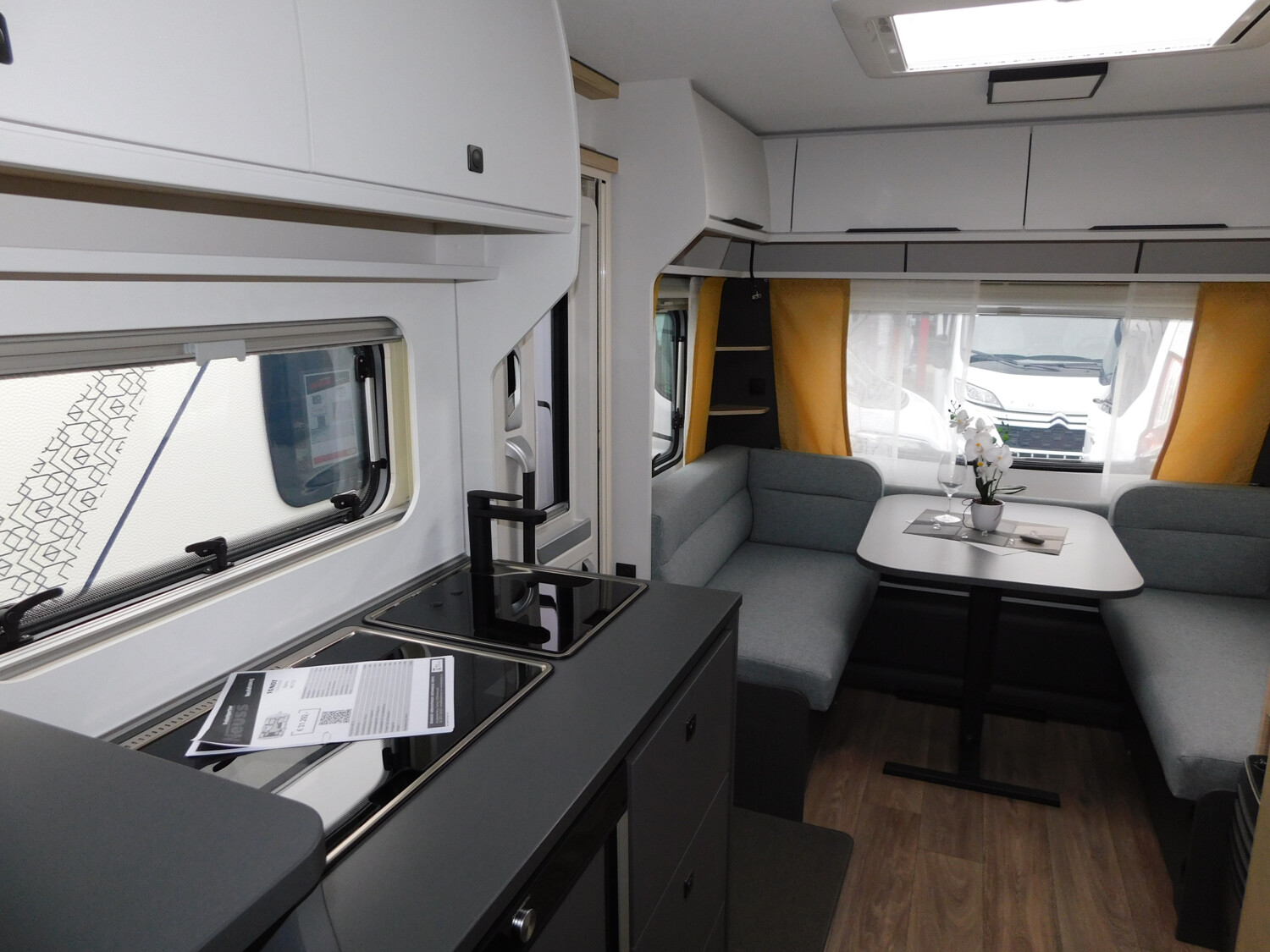 Fendt Apero 465 TG Auflastung, Einzelbettauszug - Bild 7