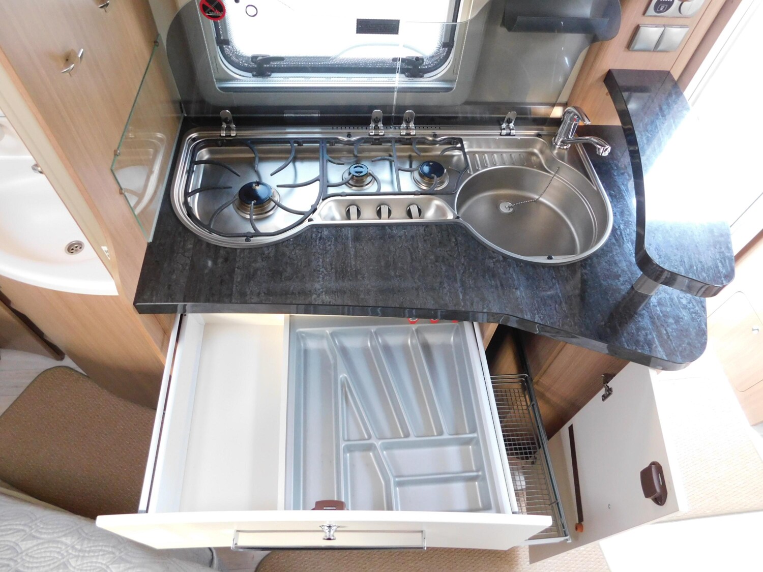 Fendt Tendenza 495 SF Mover, Klima, ATC, SAT+TV, Markise - Bild 16