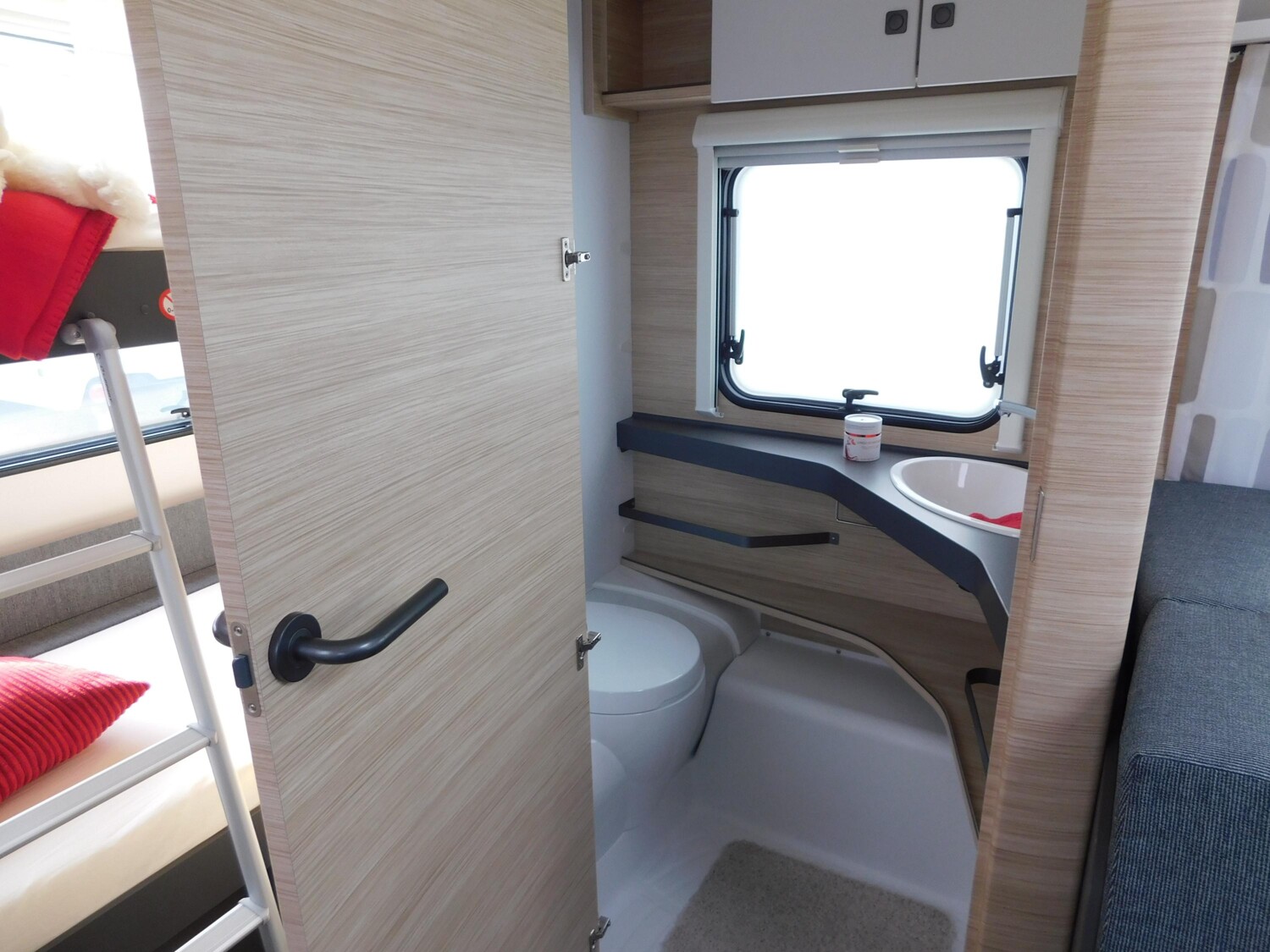 Fendt Apero 495 SKM MJ26 ! TV-Halter,2T-Achse,45L Tank - Bild 17