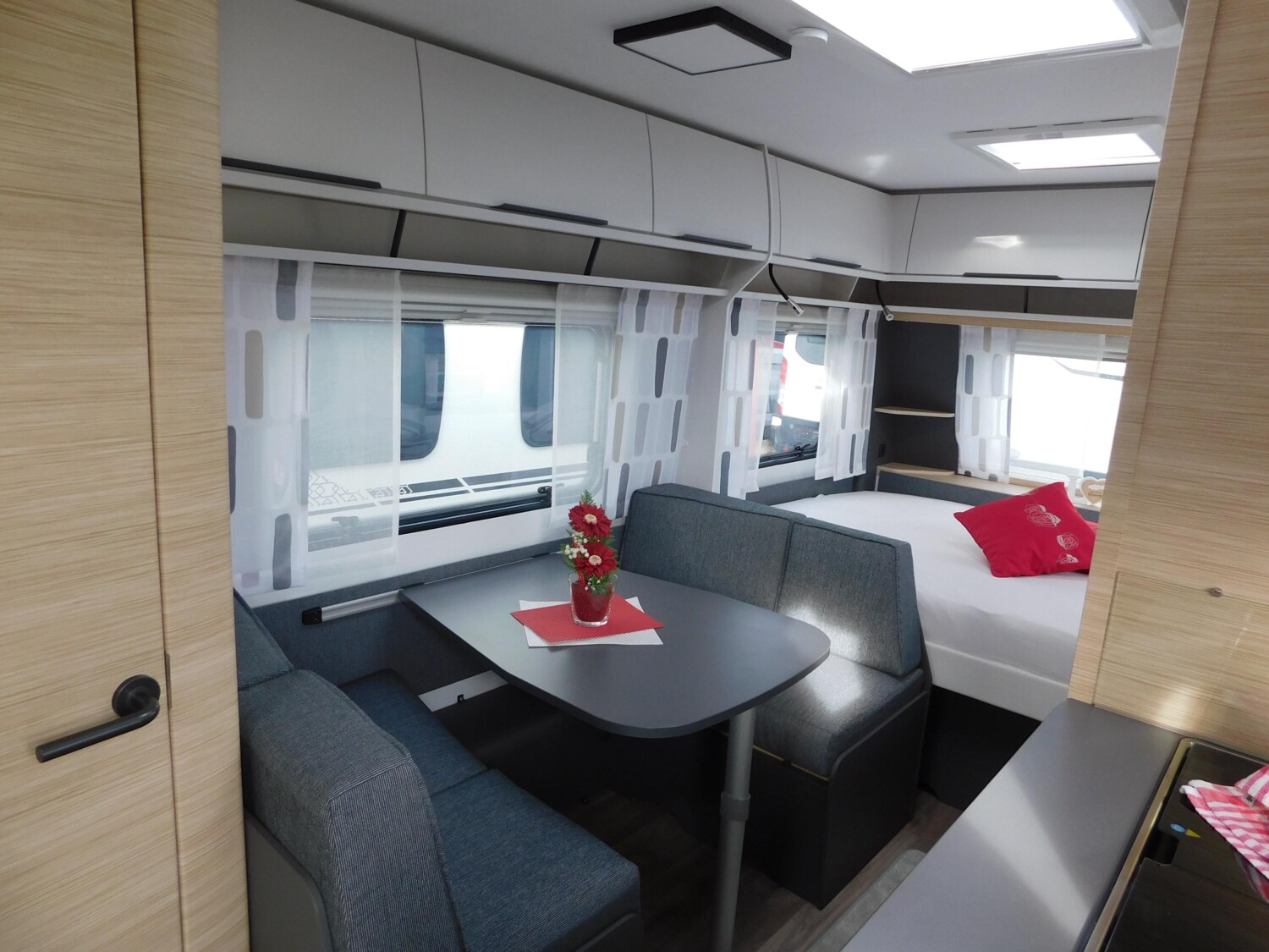 Fendt Apero 495 SKM MJ26 ! TV-Halter,2T-Achse,45L Tank - Bild 7