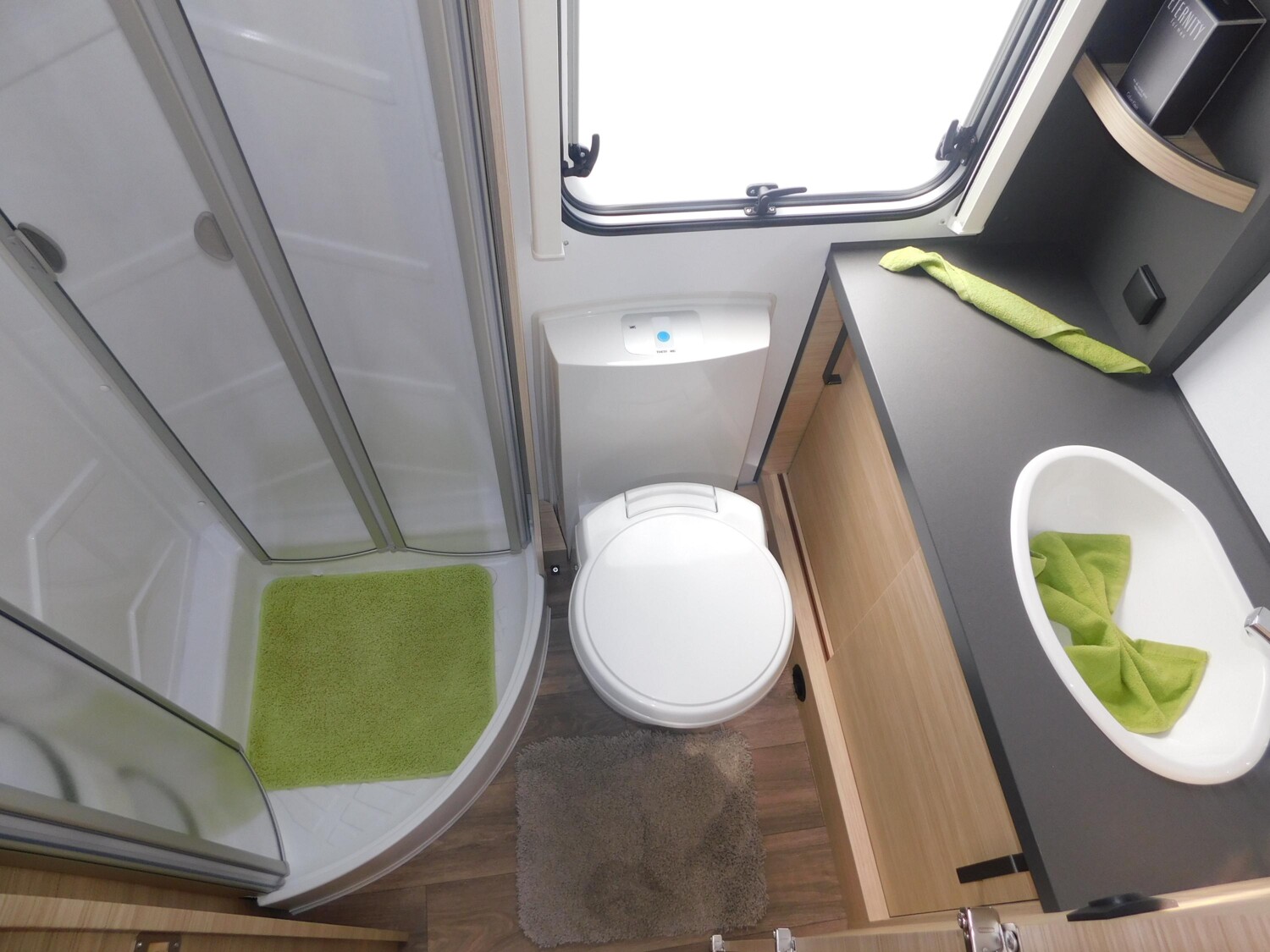 Fendt Apero Activ 560 SKM Combi6E, Fußbodenheizung, 2T - Bild 15