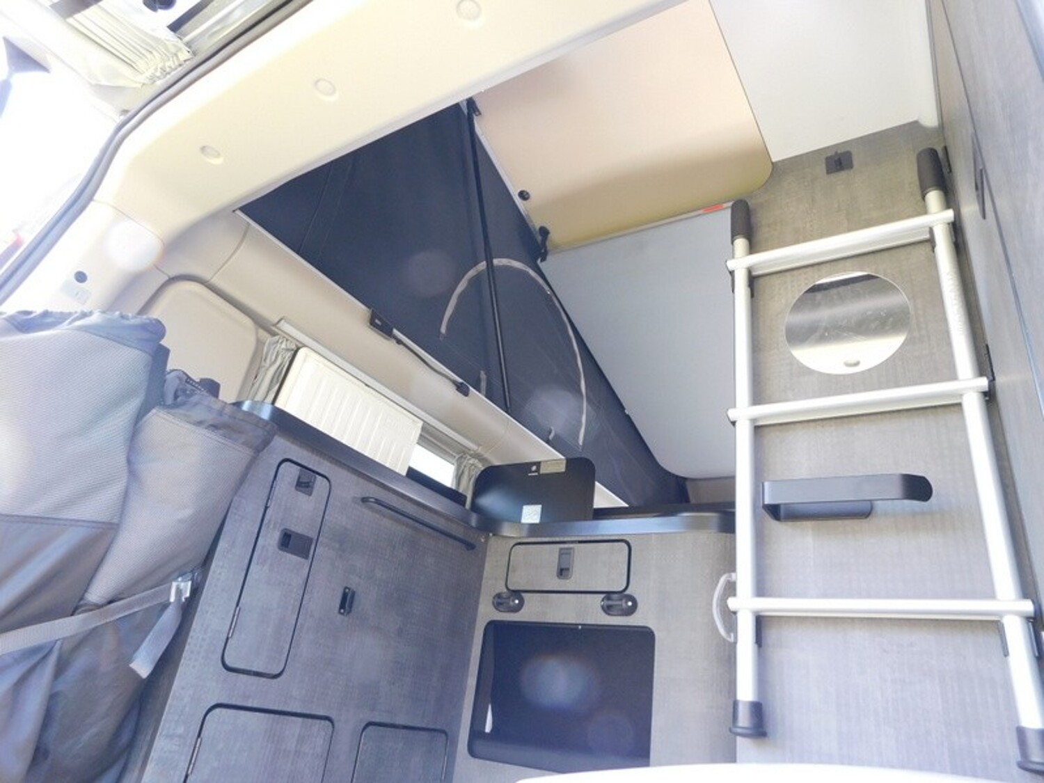 Ford Nugget Plus Limited AHK, Automatik, uvm. - Ford Reisemobil 2024 - Bild 16 Ford Nugget Plus Limited AHK, Automatik, uvm. - Bild 16