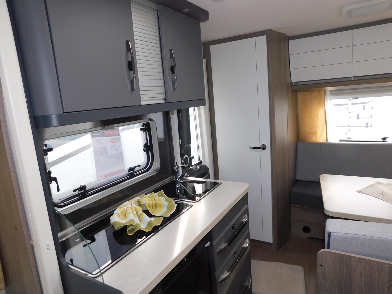 Hobby OnTour 390 SF Bugfenster, Hobby-Connect, 47LTank - Bild 14