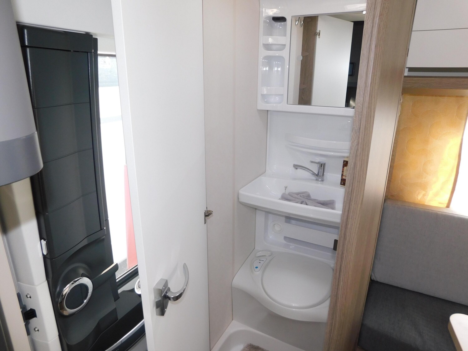 Hobby OnTour 390 SF Bugfenster, Hobby-Connect, 47LTank - Bild 16