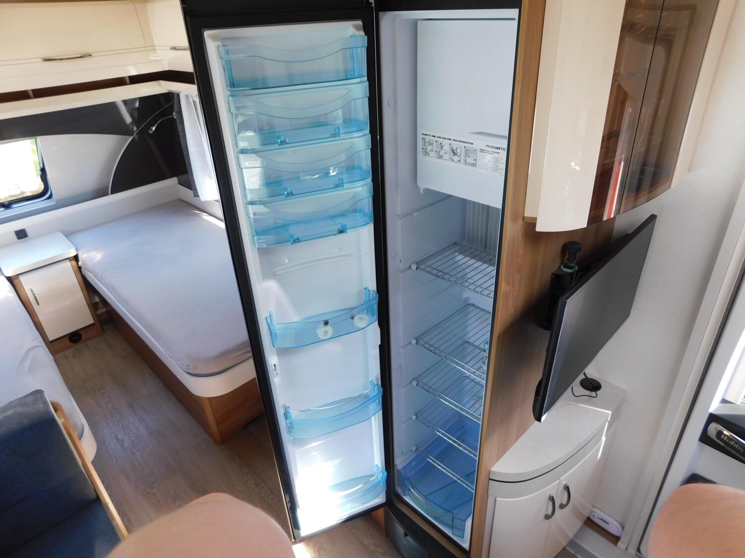 Hobby Excellent 460 SL Mover, Vorzelt, Duo-Control - Bild 13