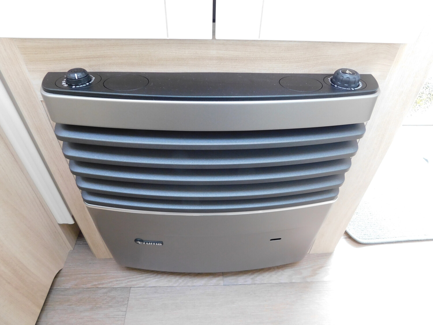 Hobby De Luxe 460 UFe IC-Line, Mover, Autark, Radträg. - Bild 18