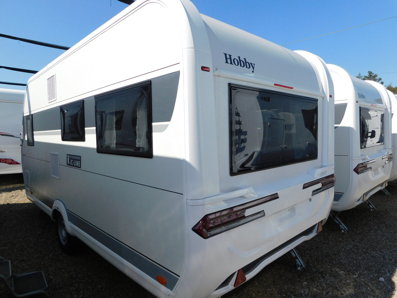 Hobby De Luxe 460 UFe IC-Line, Mover, Autark, Radträg. - Bild 3