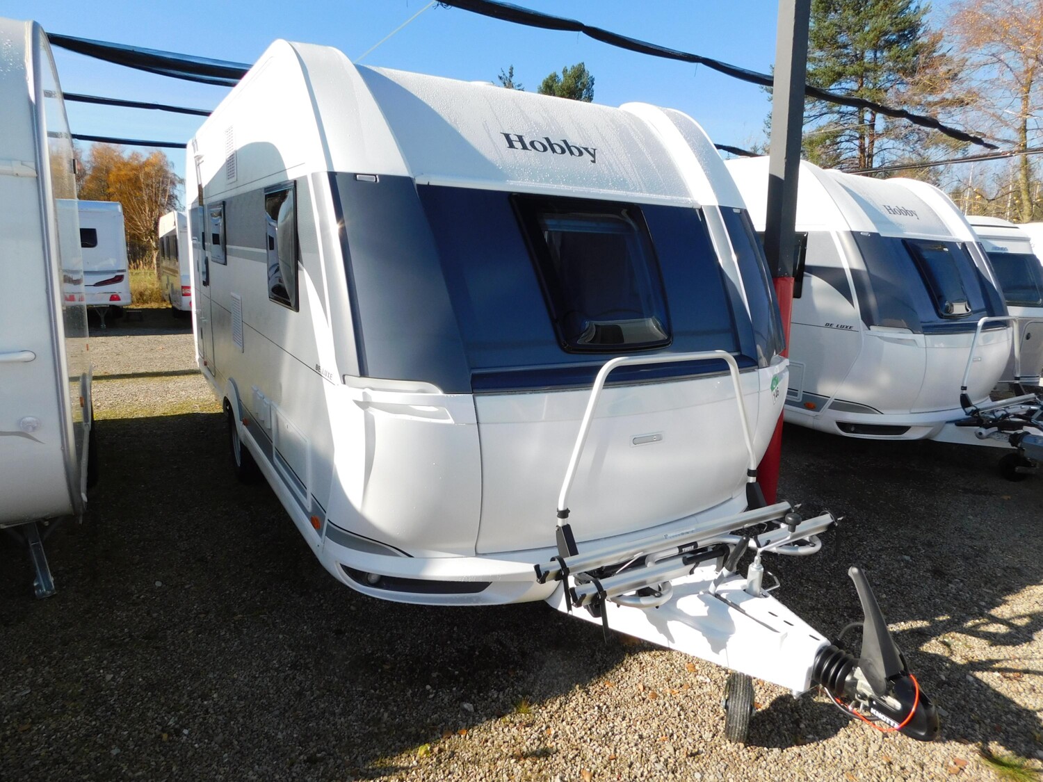 Hobby De Luxe 490 KMF 1.800 kg, Fahrradtr, Garage