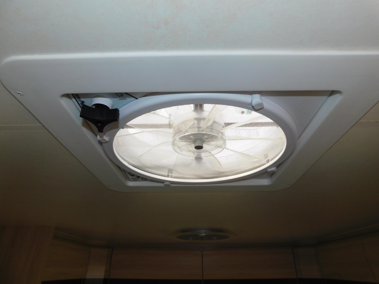 Hobby De Luxe Edition 495 UL Mover, Markise, MaxxFan - Hobby Caravan 2021 - Bild 15 Hobby De Luxe Edition 495 UL Mover, Markise, MaxxFan - Bild 15