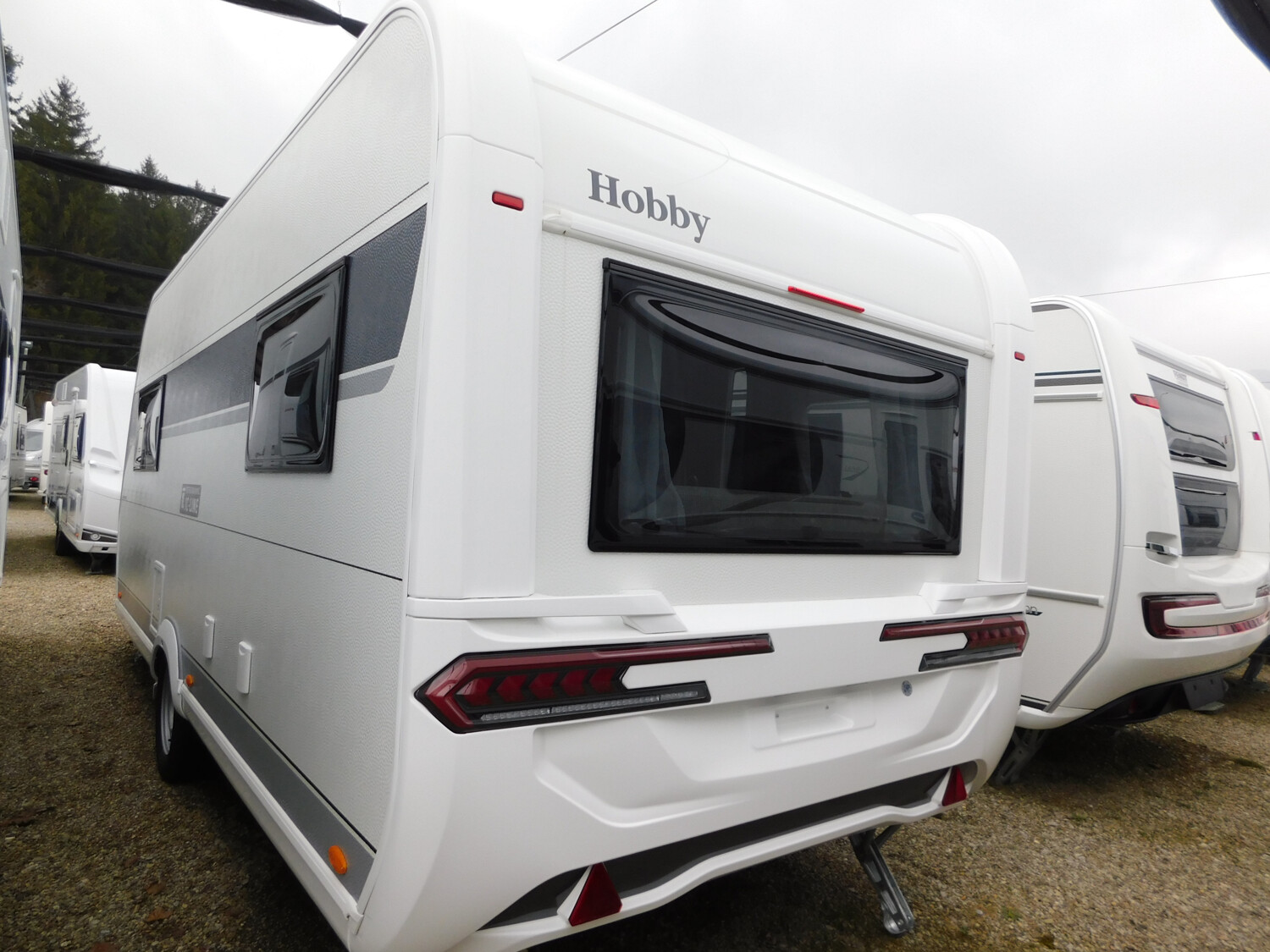 Hobby De Luxe 495 UL IC-LINE - Bild 3