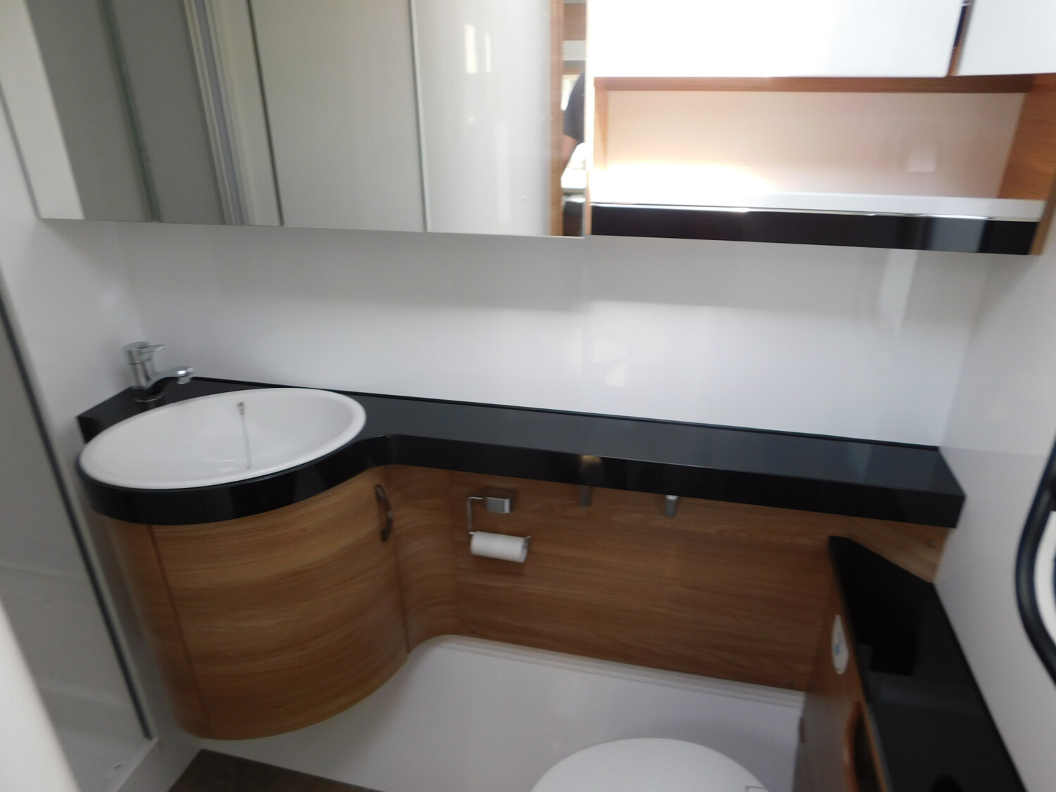 Hobby De Luxe 495 WFB City Wasser, Ambientenbeleuchtun - Bild 16