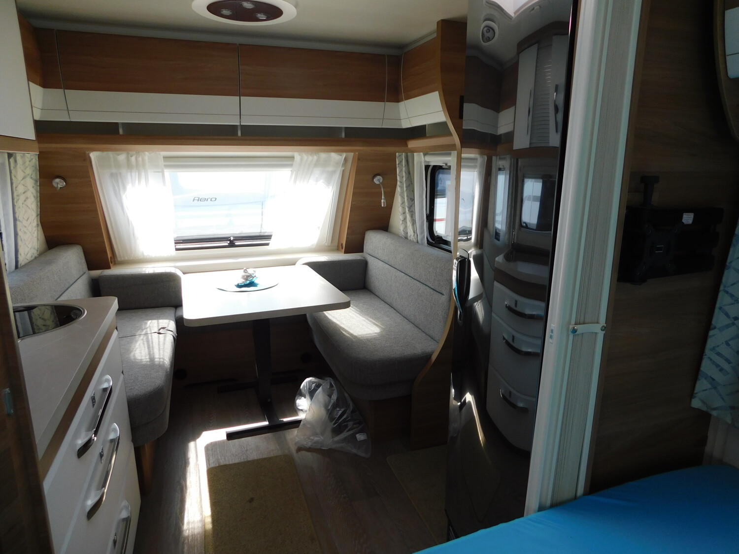 Hobby De Luxe 495 WFB City Wasser, Ambientenbeleuchtun - Bild 8
