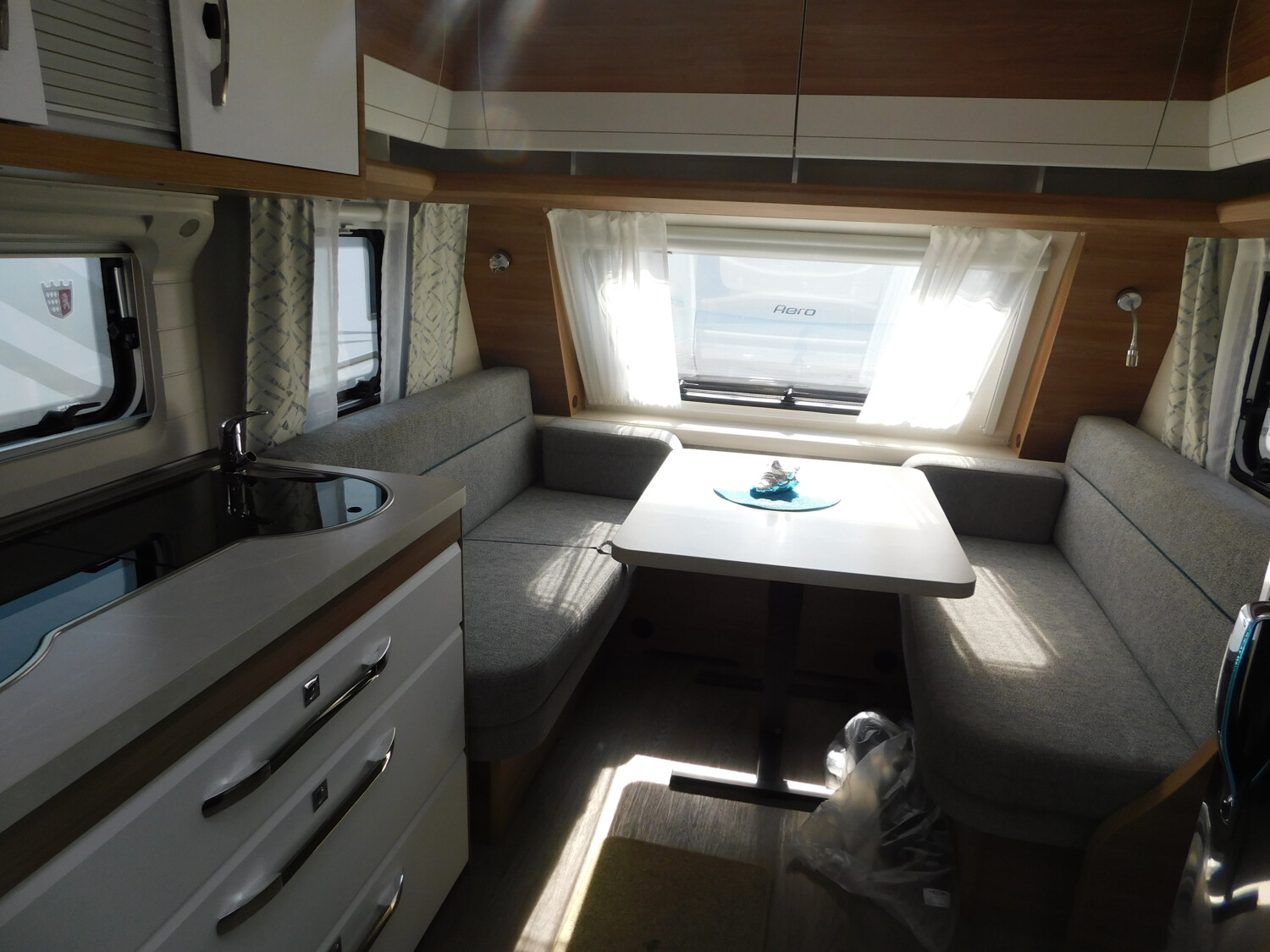 Hobby De Luxe 495 WFB City Wasser, Ambientenbeleuchtun - Bild 9