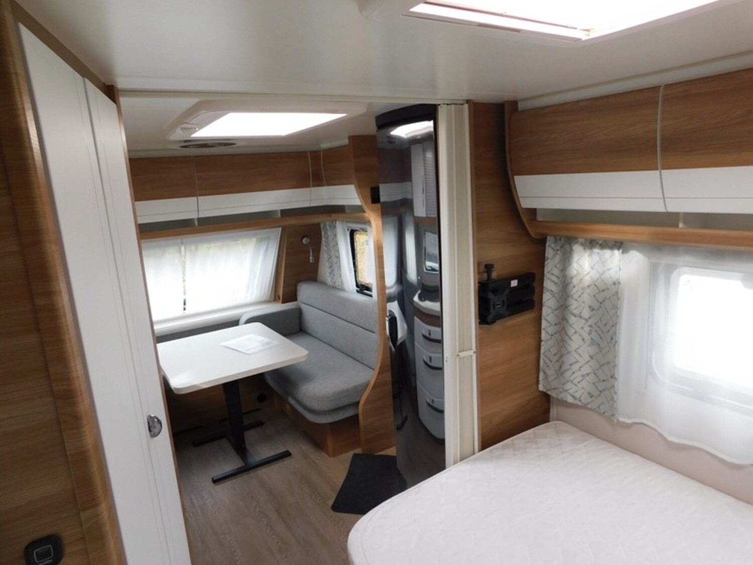 Hobby De Luxe 495 WFB Fahrradträger, Monocontrol CS, - Hobby Caravan 2022 - Bild 15 Hobby De Luxe 495 WFB Fahrradträger, Monocontrol CS, - Bild 15