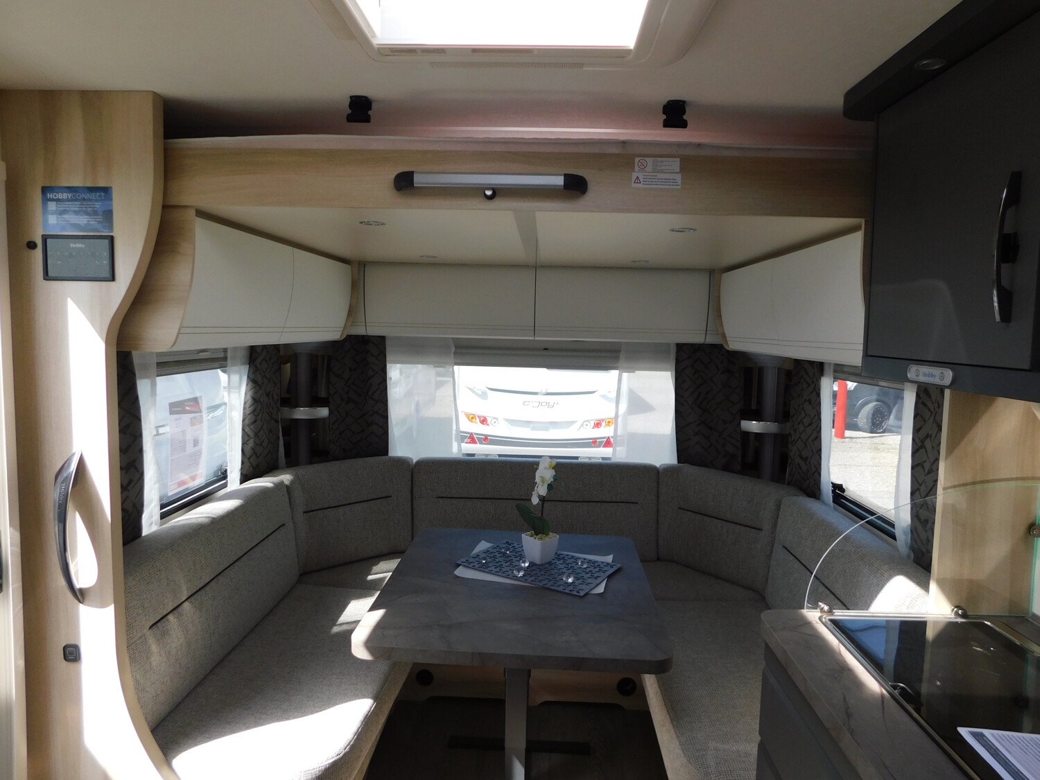 Hobby De Luxe 515 UHK 2000Kg,Alu,Mikrowelle,Teppich... - Bild 7