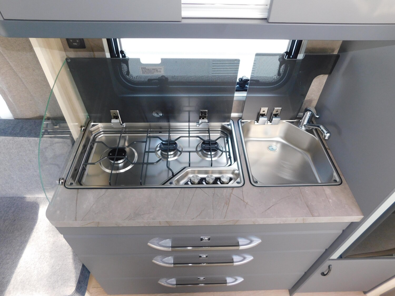 Hobby De Luxe 515 UHL Abfahrbereit + 6000 gespart - Bild 11