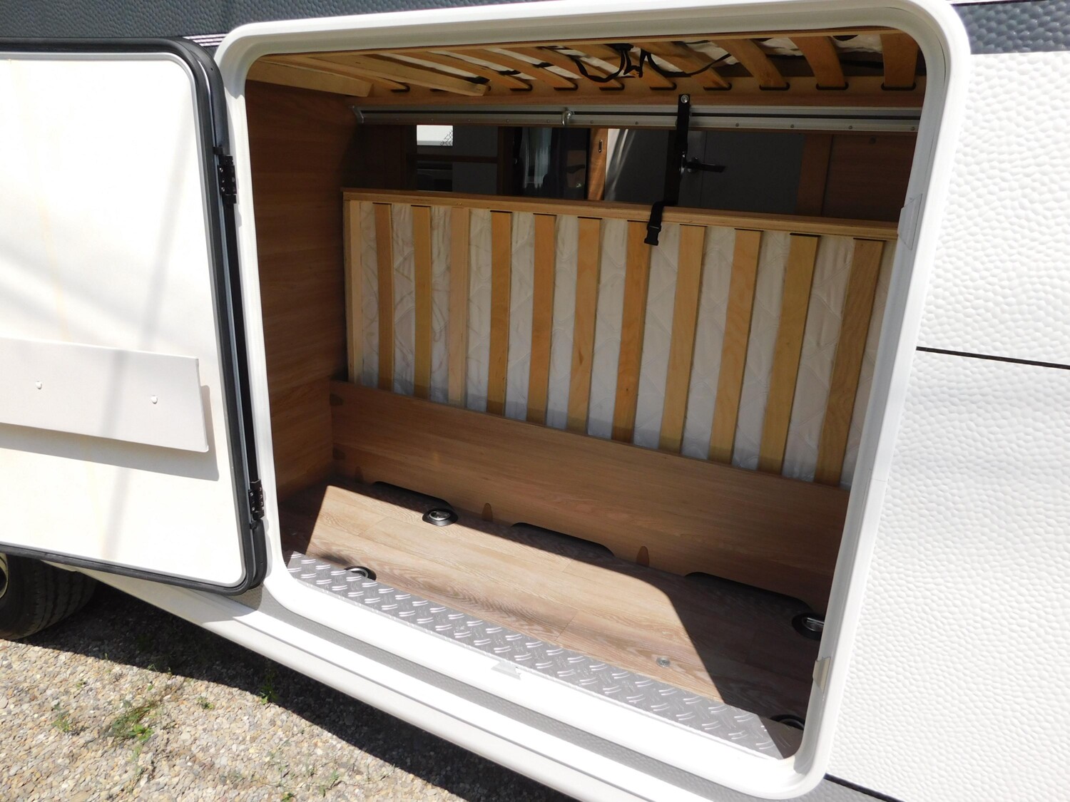 Hobby De Luxe 545 KMF Klima, Mover, Vorzelt, Autark - Bild 5