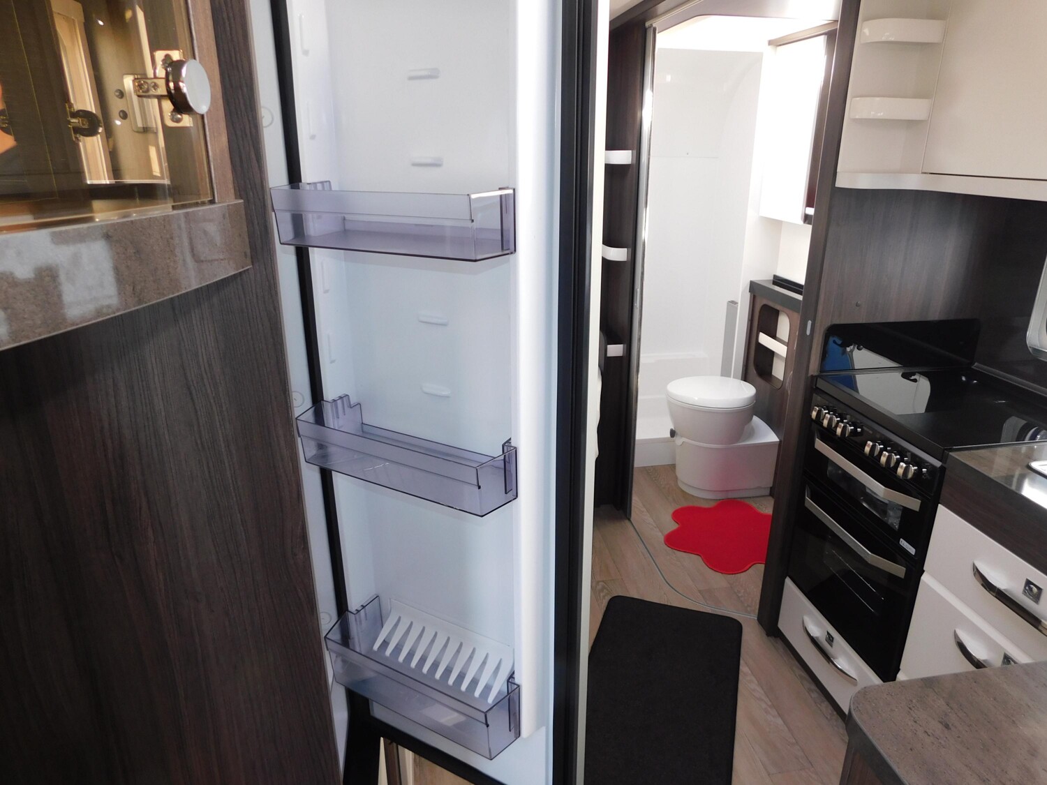 Hobby Prestige 560 FC ALDE-Heizung, Backofen, 2T-Achse - Bild 13