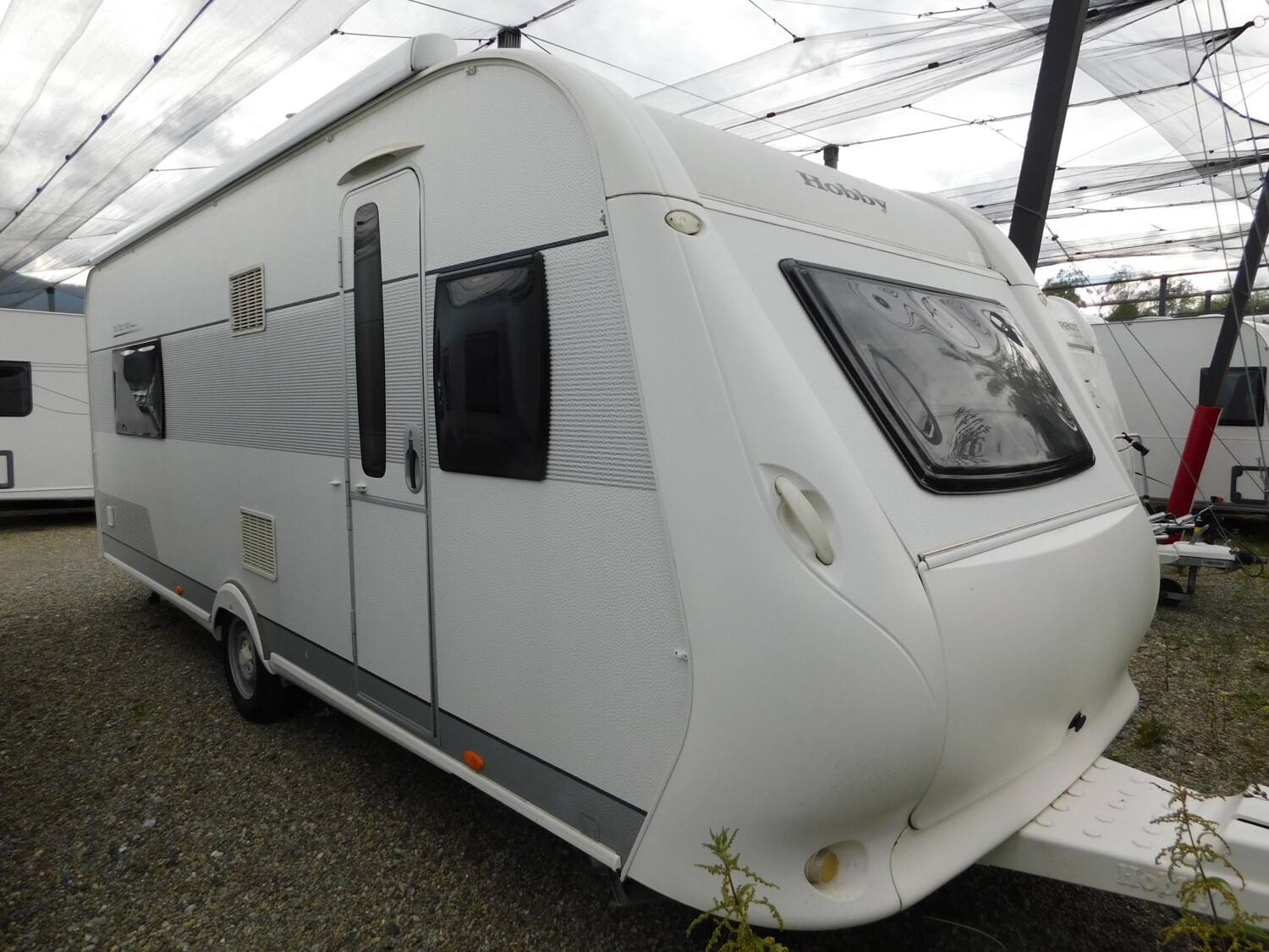 Hobby De Luxe Easy 560 FFE Mover+Markise+Duschkabine