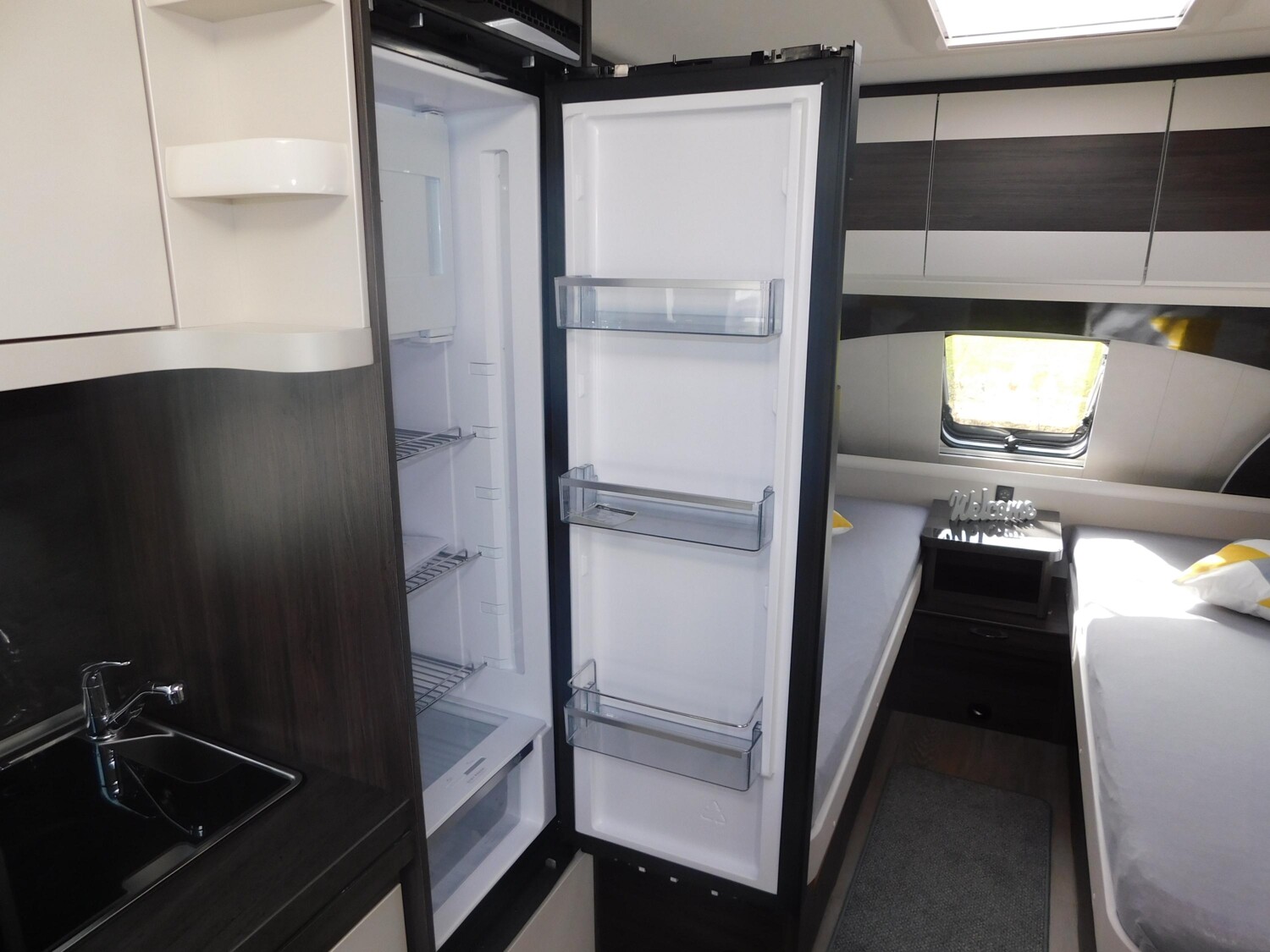 Hobby Prestige 620 CL Fußbodenheizung, City-Anschluss - Bild 11