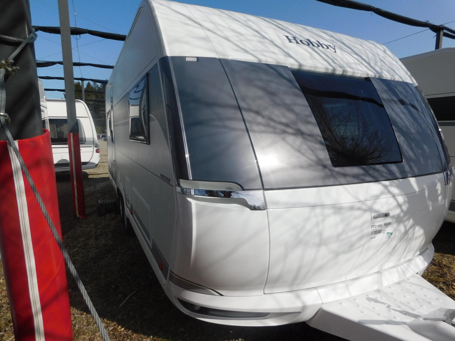 Hobby Prestige 620 CL Fußbodenheizung, City-Anschluss - Bild 3