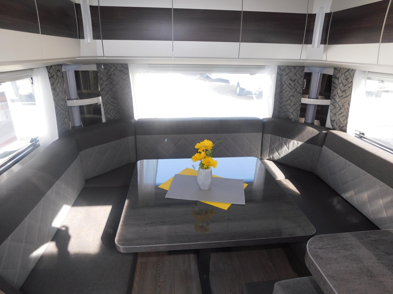 Hobby Prestige 620 CL Fußbodenheizung, City-Anschluss - Bild 6