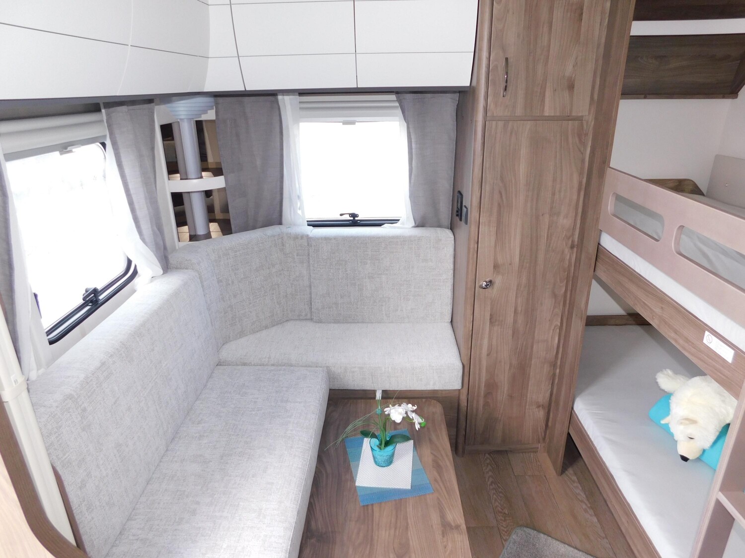 Hobby Excellent Edition 650 KMFe Combi6E + Fußbodenh. - Bild 21