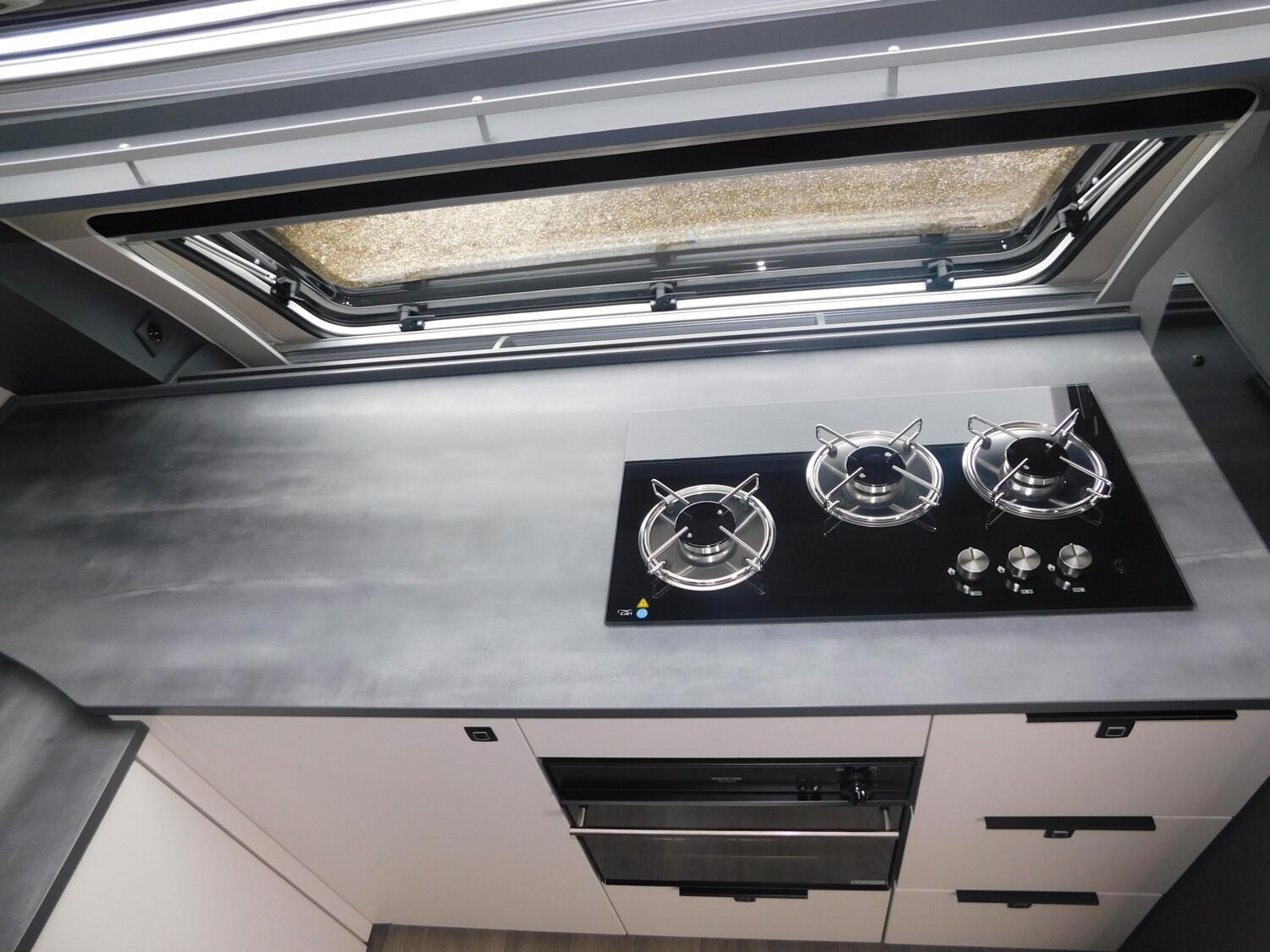 Hobby Maxia 660 WQM 2026er !! ALDE, Backofen, 2,5T - Bild 7