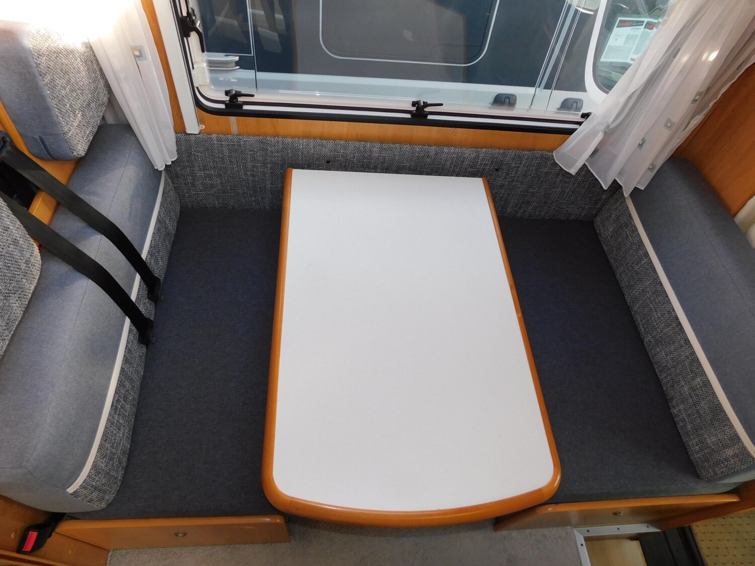 Hobby Alkoven 725 FMC nur an Gewerbe/Export!! - Bild 8