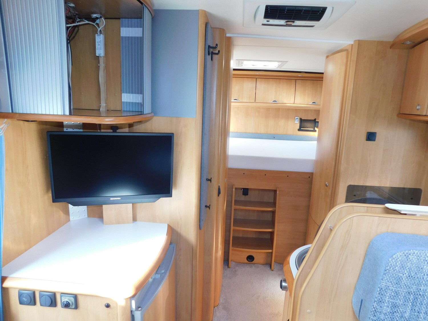Hobby Alkoven 725 FMC nur an Gewerbe/Export!! - Bild 9