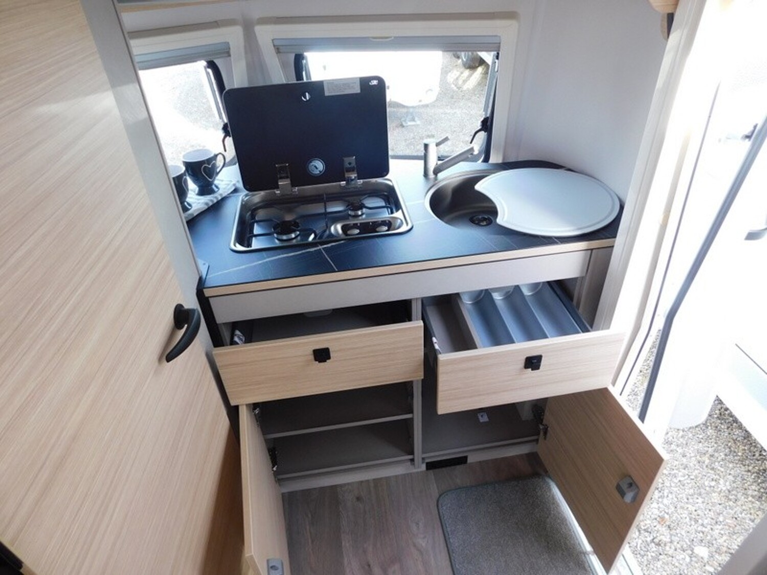 Hymer Eriba Touring 420 1500Kg, Markise, Heckklappe, - Bild 16