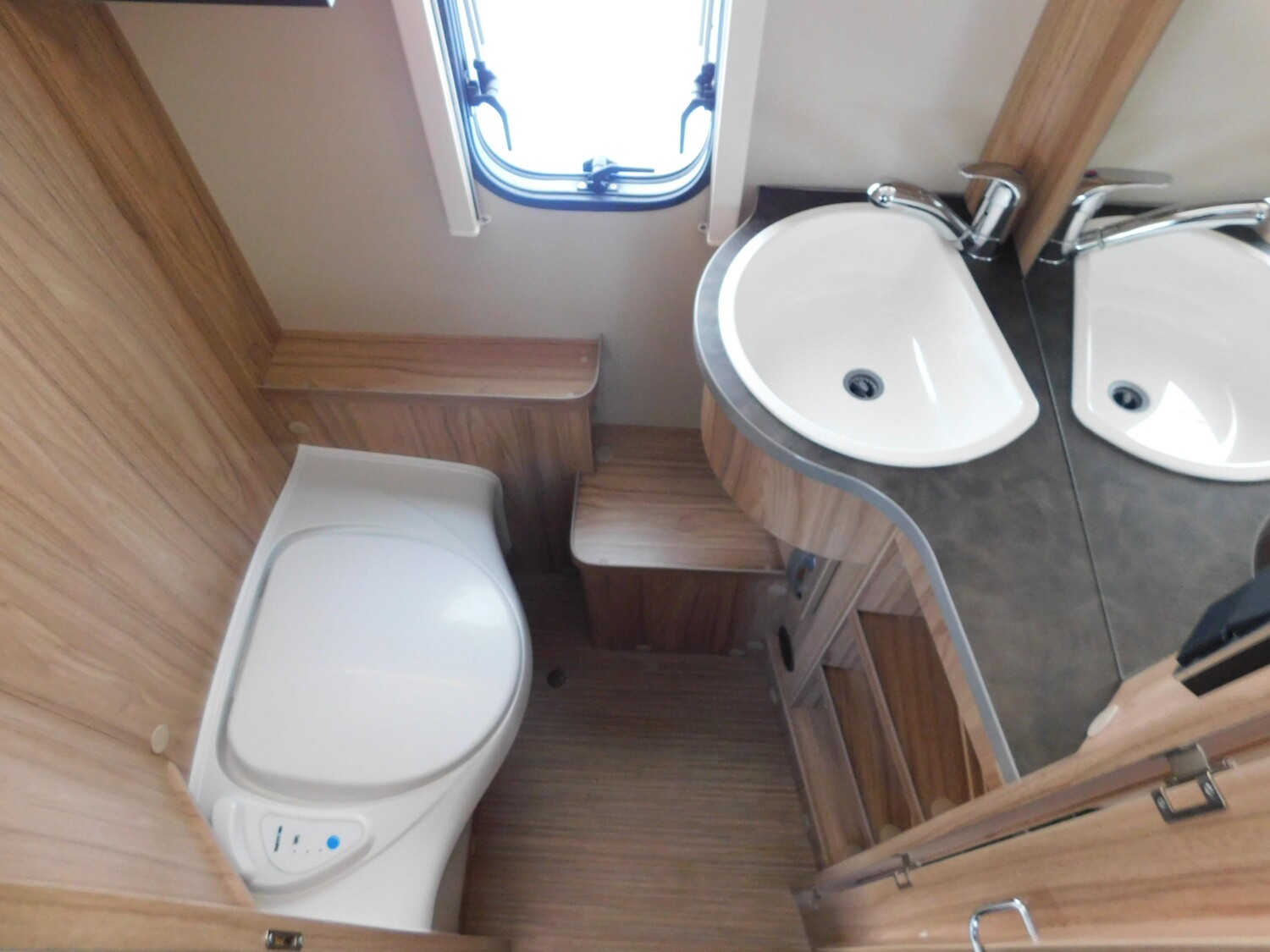 Hymer Eriba Feeling 425 - Bild 10