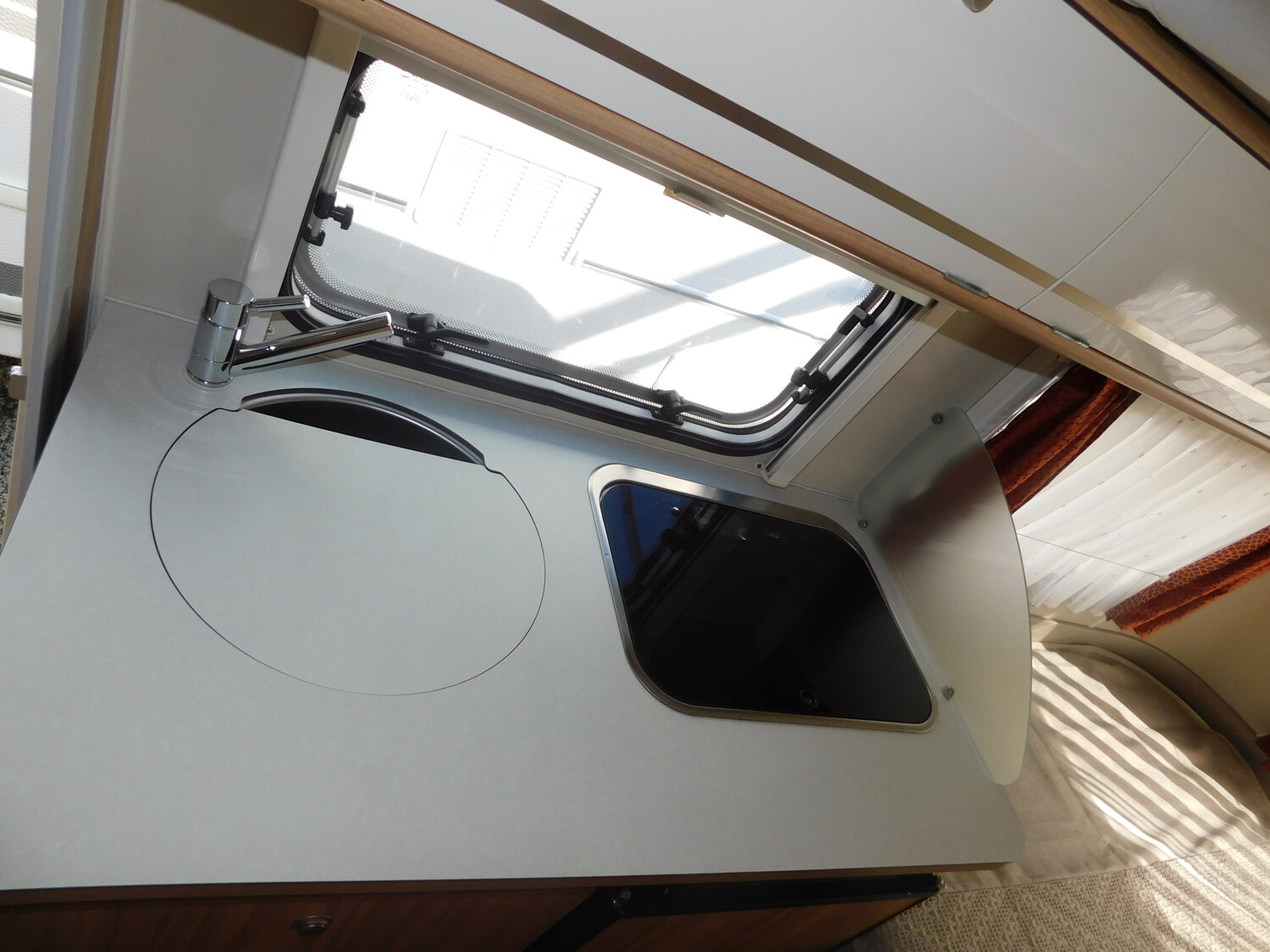 Hymer Eriba Touring Triton 430 Touring Silver Edition - Bild 14