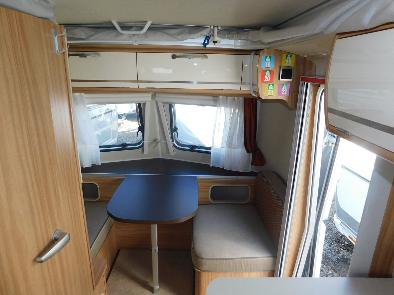 Hymer Eriba Touring Triton 430 Touring Silver Edition - Bild 15
