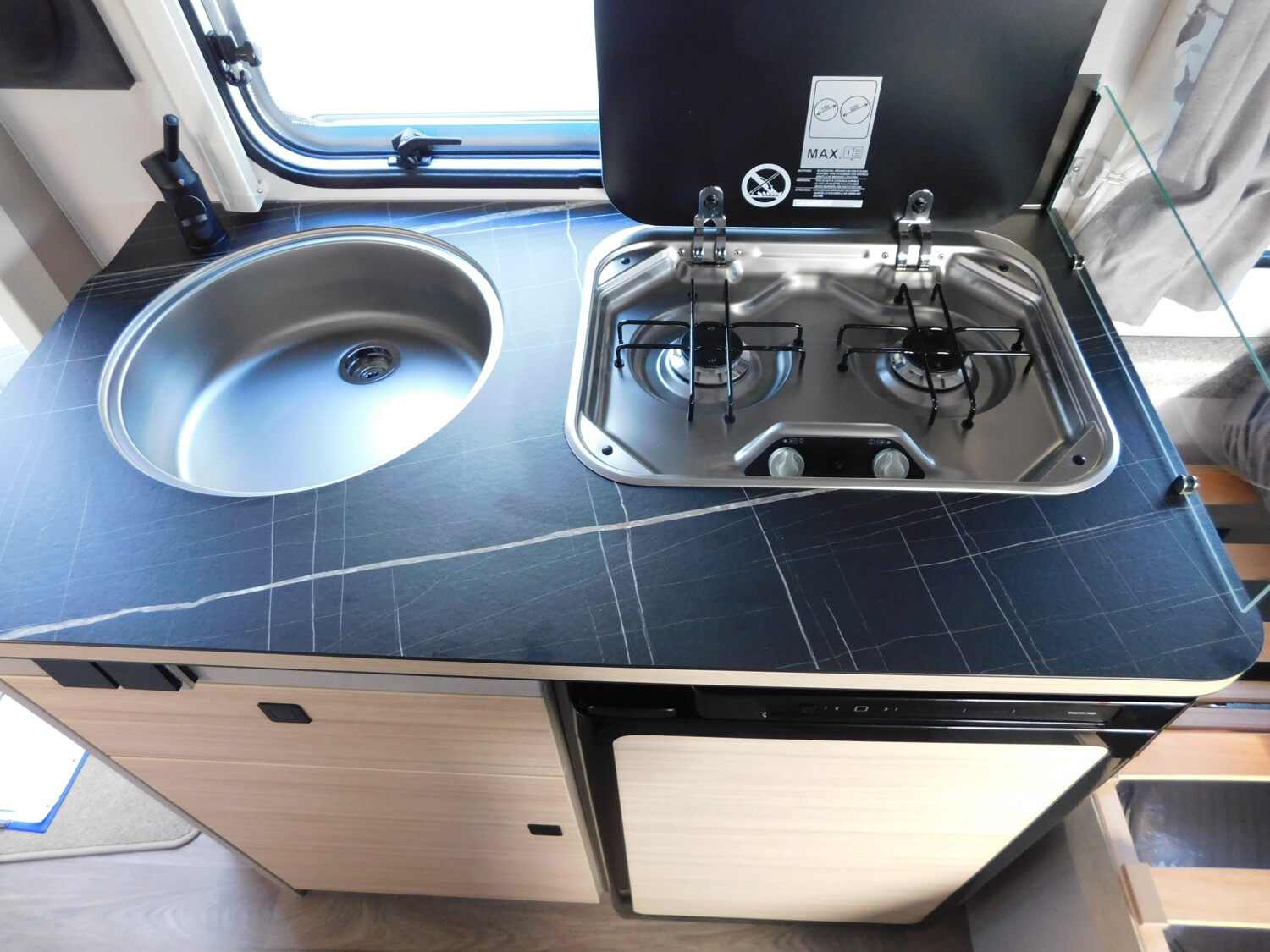 Hymer Eriba Touring 530 1500Kg,Markise,Chrom,12V Geblä - Bild 9