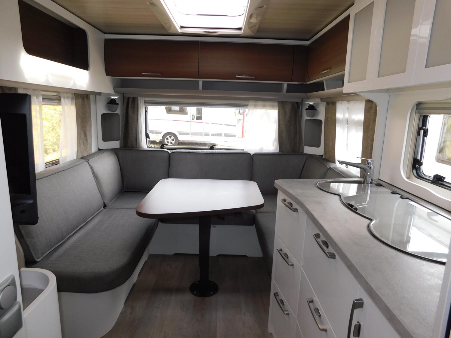 Hymer Eriba Nova 540 Abwassertank, ALDE, Mover, Autark - Hymer Caravan 2020 - Bild 7 Hymer Eriba Nova 540 Abwassertank, ALDE, Mover, Autark - Bild 7