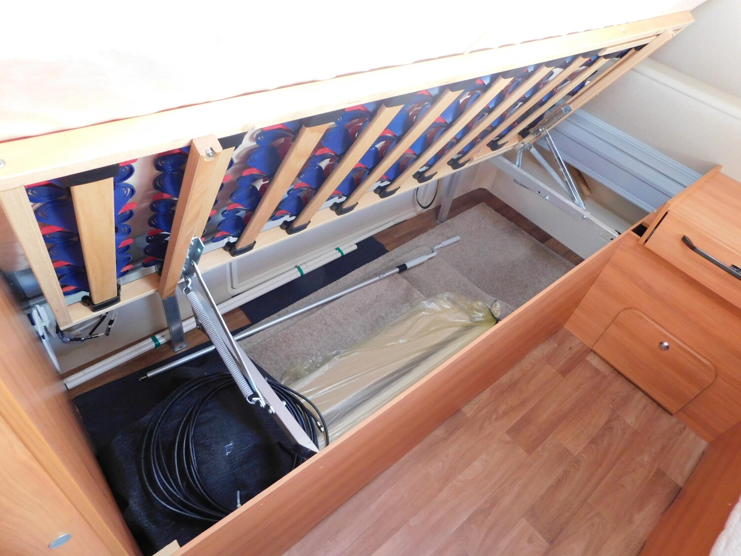 Hymer Eriba Nova GL 541 ATC+Autark+Komfort-Paket+2.000 - Bild 12