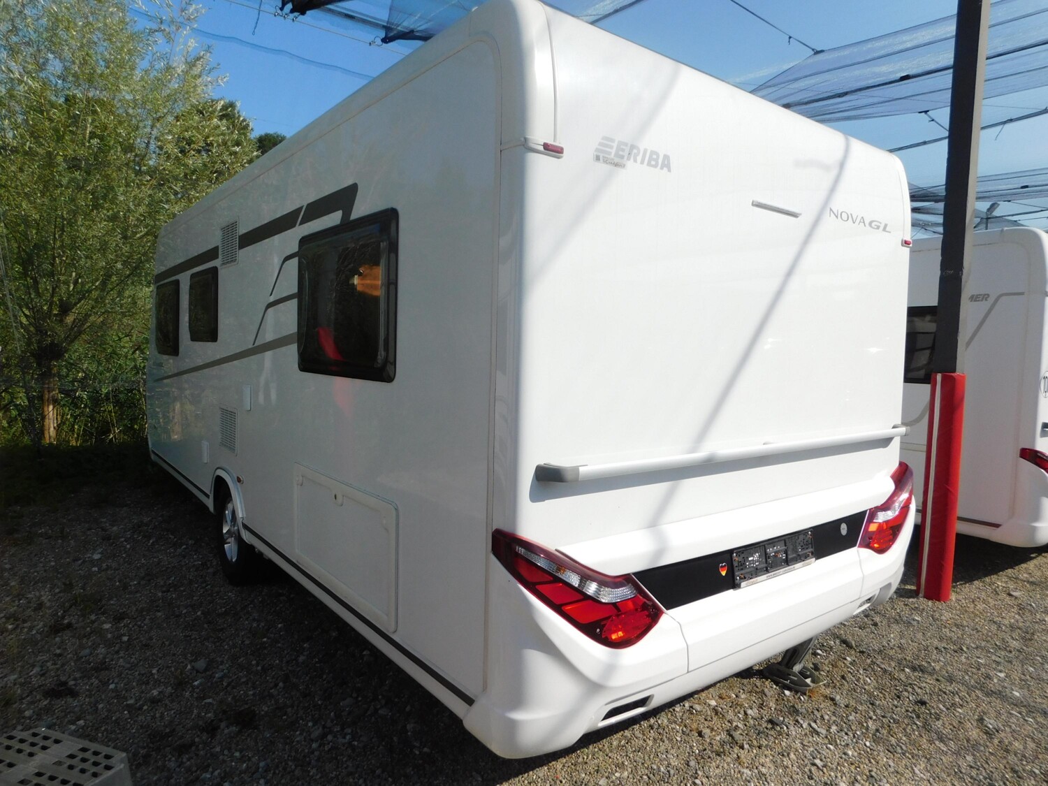 Hymer Eriba Nova GL 541 ATC+Autark+Komfort-Paket+2.000 - Bild 2