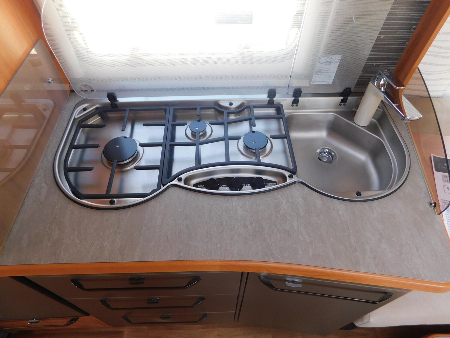 Hymer Eriba Nova GL 541 ATC+Autark+Komfort-Paket+2.000 - Bild 8