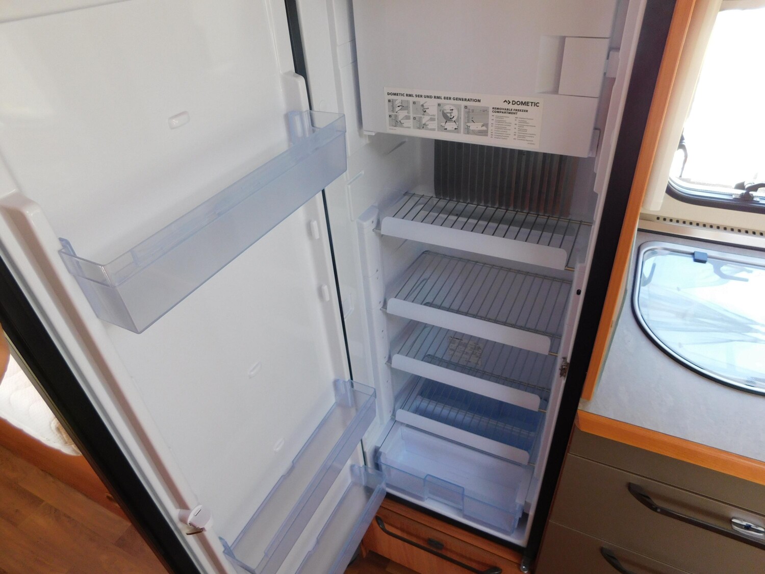 Hymer Eriba Nova GL 541 ATC+Autark+Komfort-Paket+2.000 - Bild 9