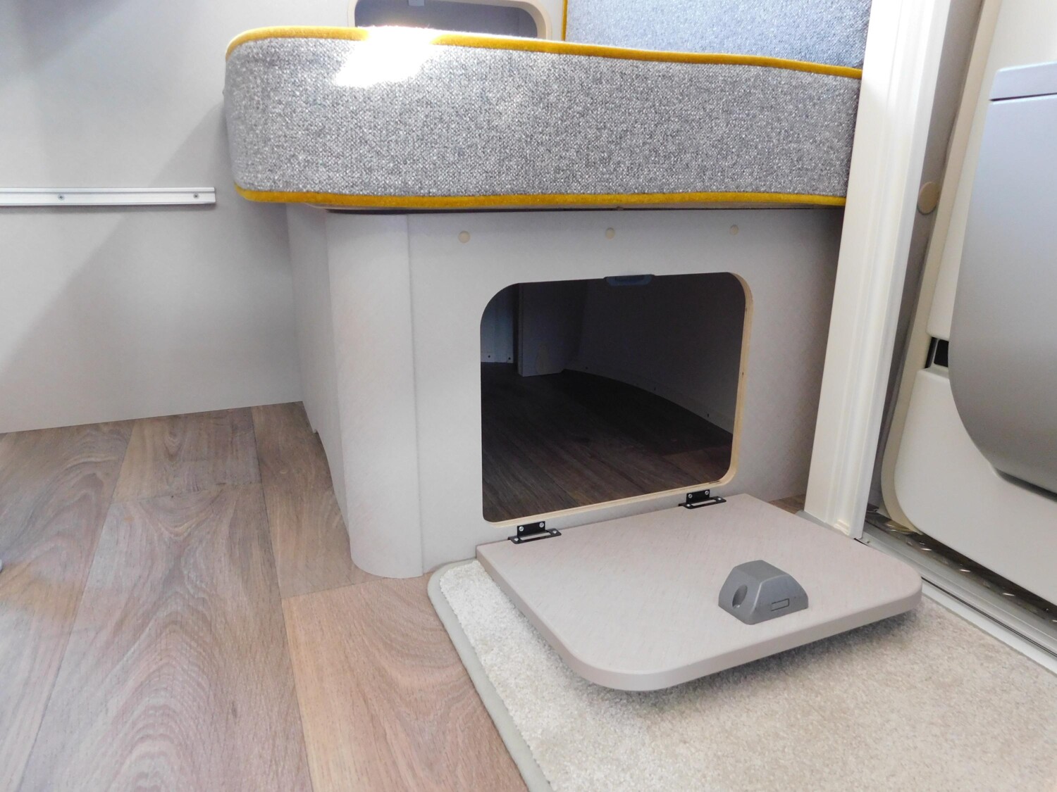 Hymer Eriba Touring 542 Markise, Heckklappe, Ersatzrad - Bild 15