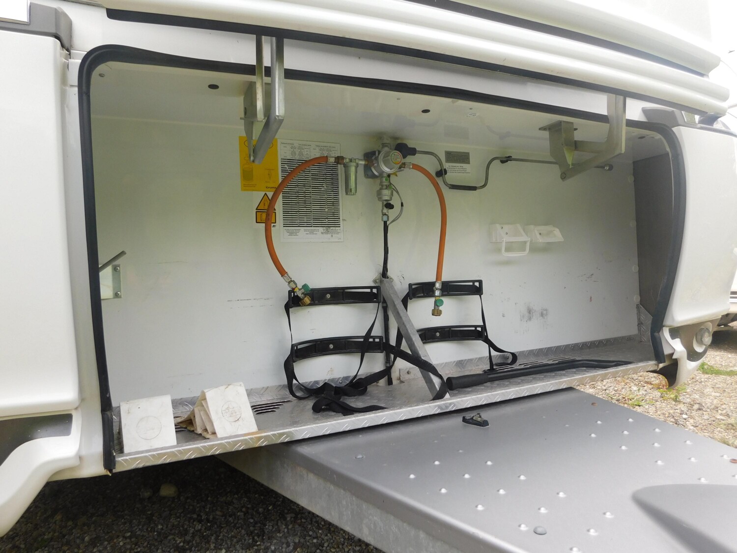 Hymer Eriba Nova S 545 Klima,Mover,Leder,Solar,ALDE - Bild 17