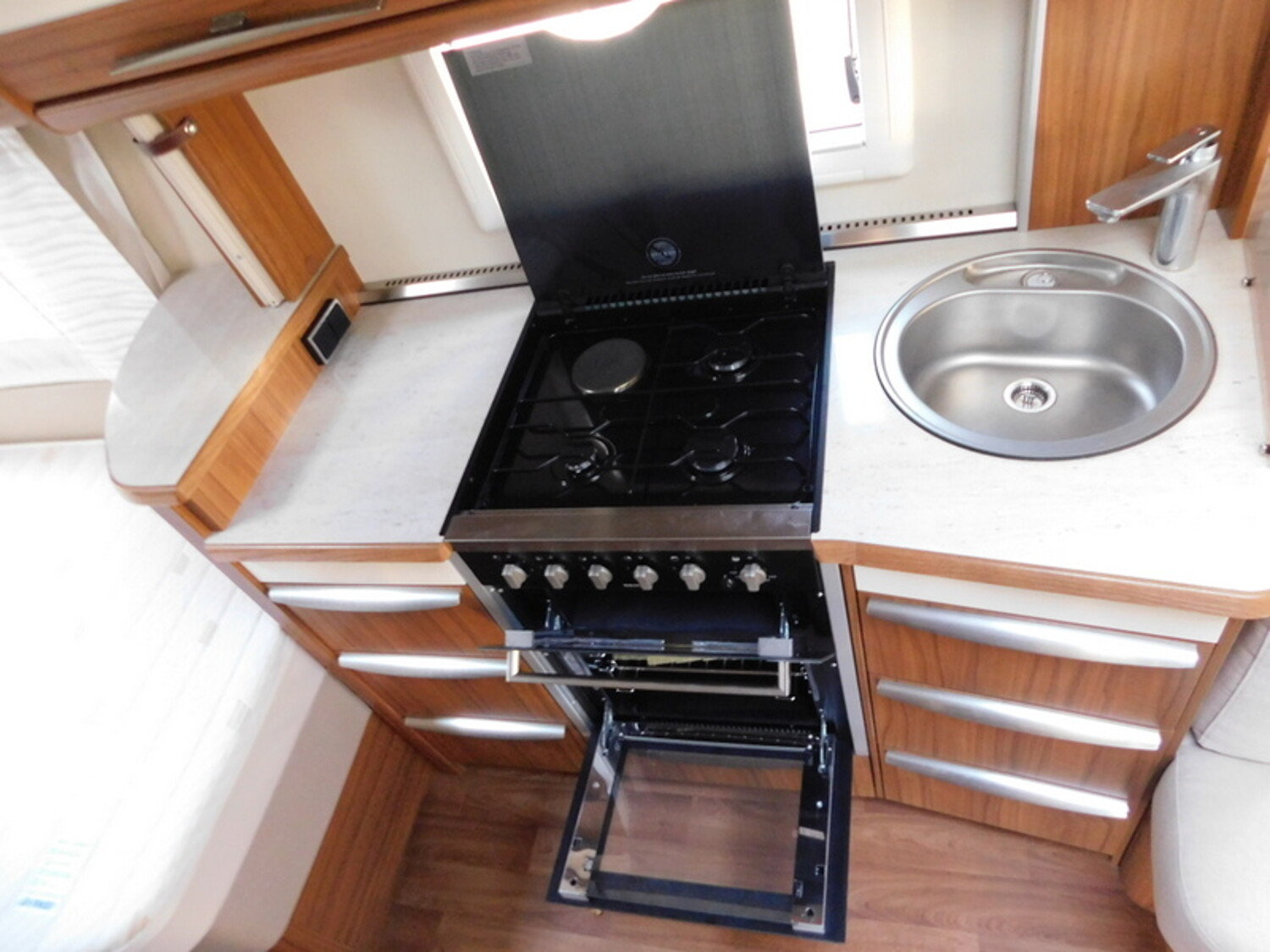 Hymer Eriba Nova SL 545 Mover,DuoCtrl.CS, ATC,Vorzelt - Bild 16