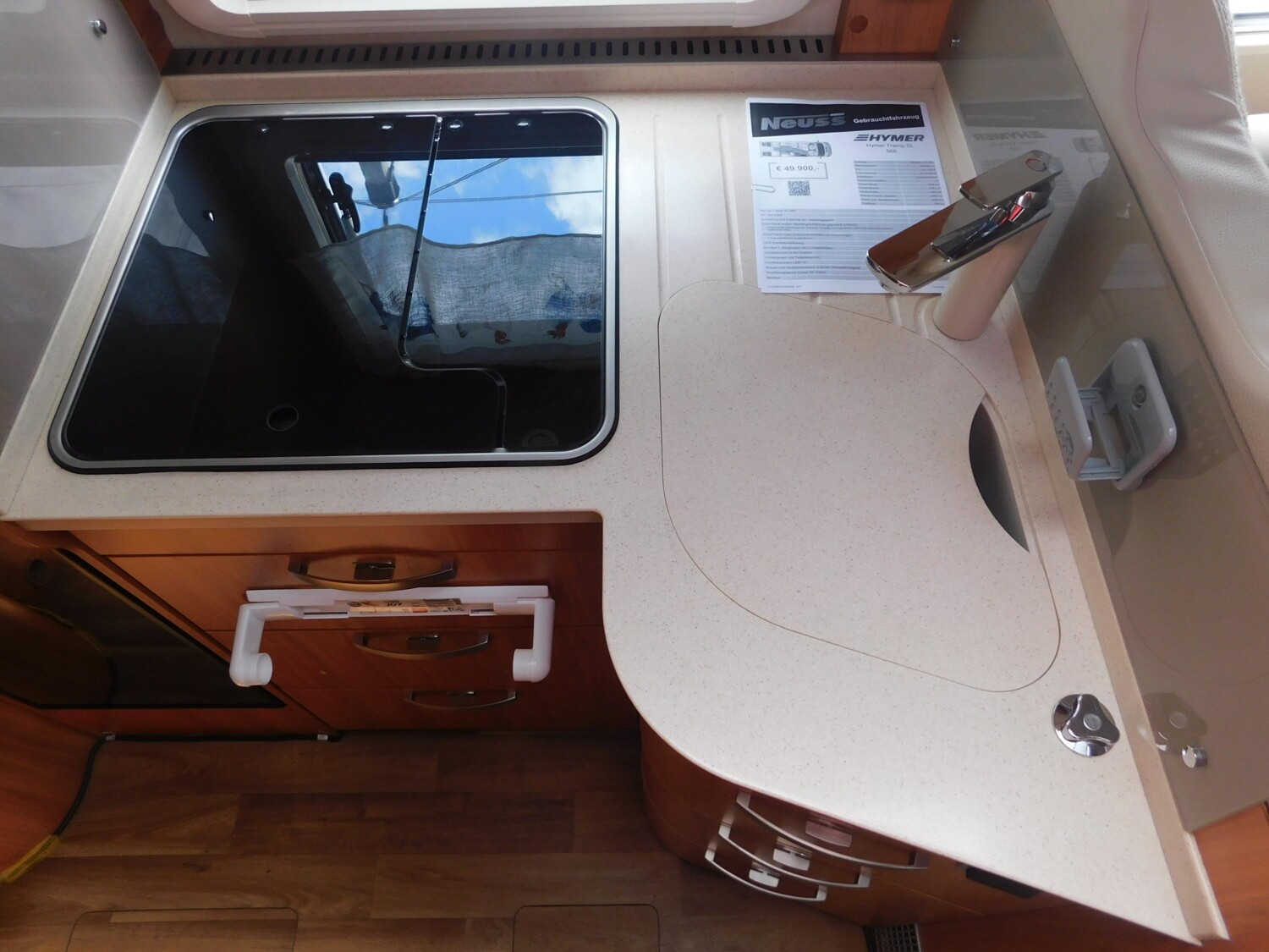 Hymer Tramp SL 568 SatAnlage+Panodach+Markise+GFK-Dach - Bild 10